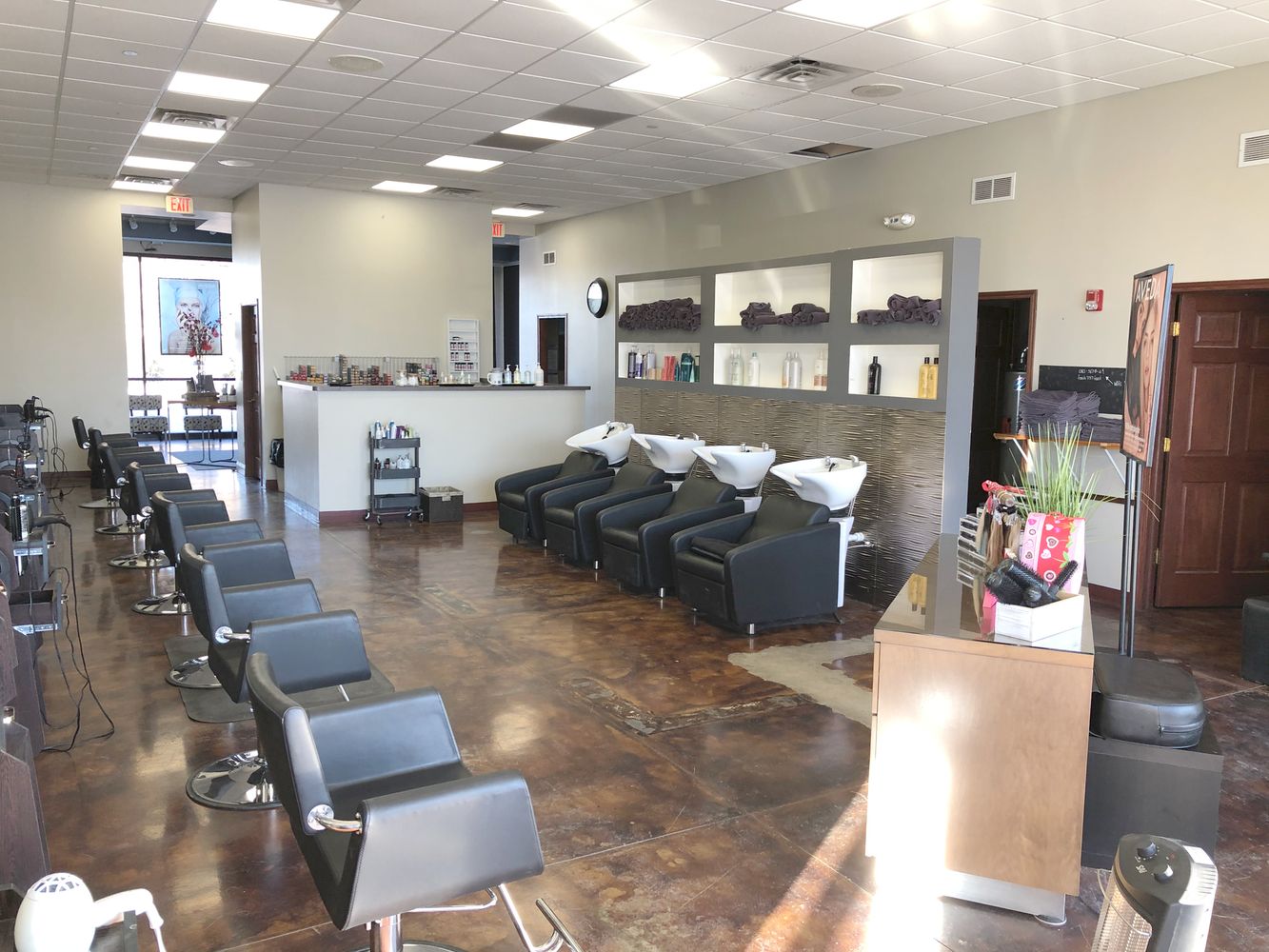 Mason Square: 1152 Douglas Rd, Oswego, IL 60543